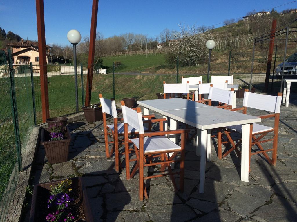 La Terrazza Del Barbaresco Bed & Breakfast Neviglie Luaran gambar
