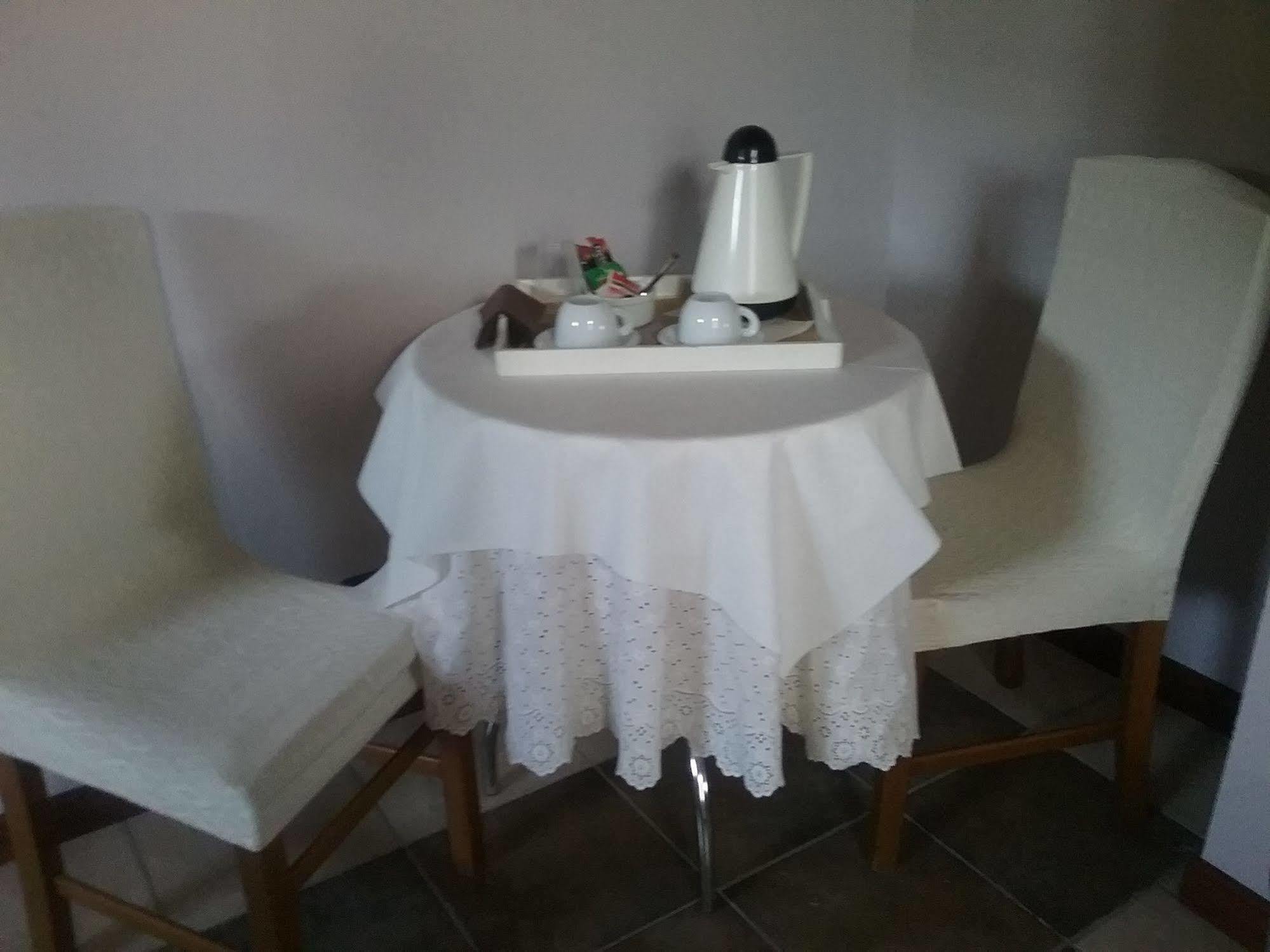La Terrazza Del Barbaresco Bed & Breakfast Neviglie Luaran gambar